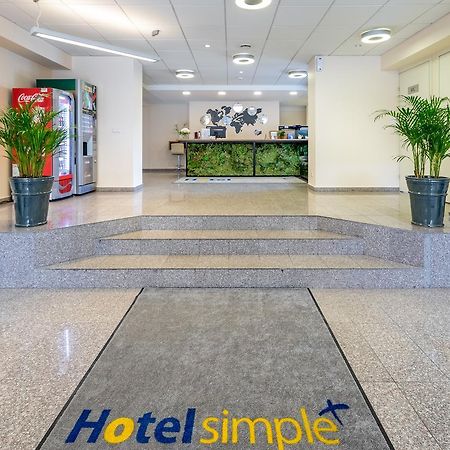 Hotel Simple Plus VNO Eksteriør billede