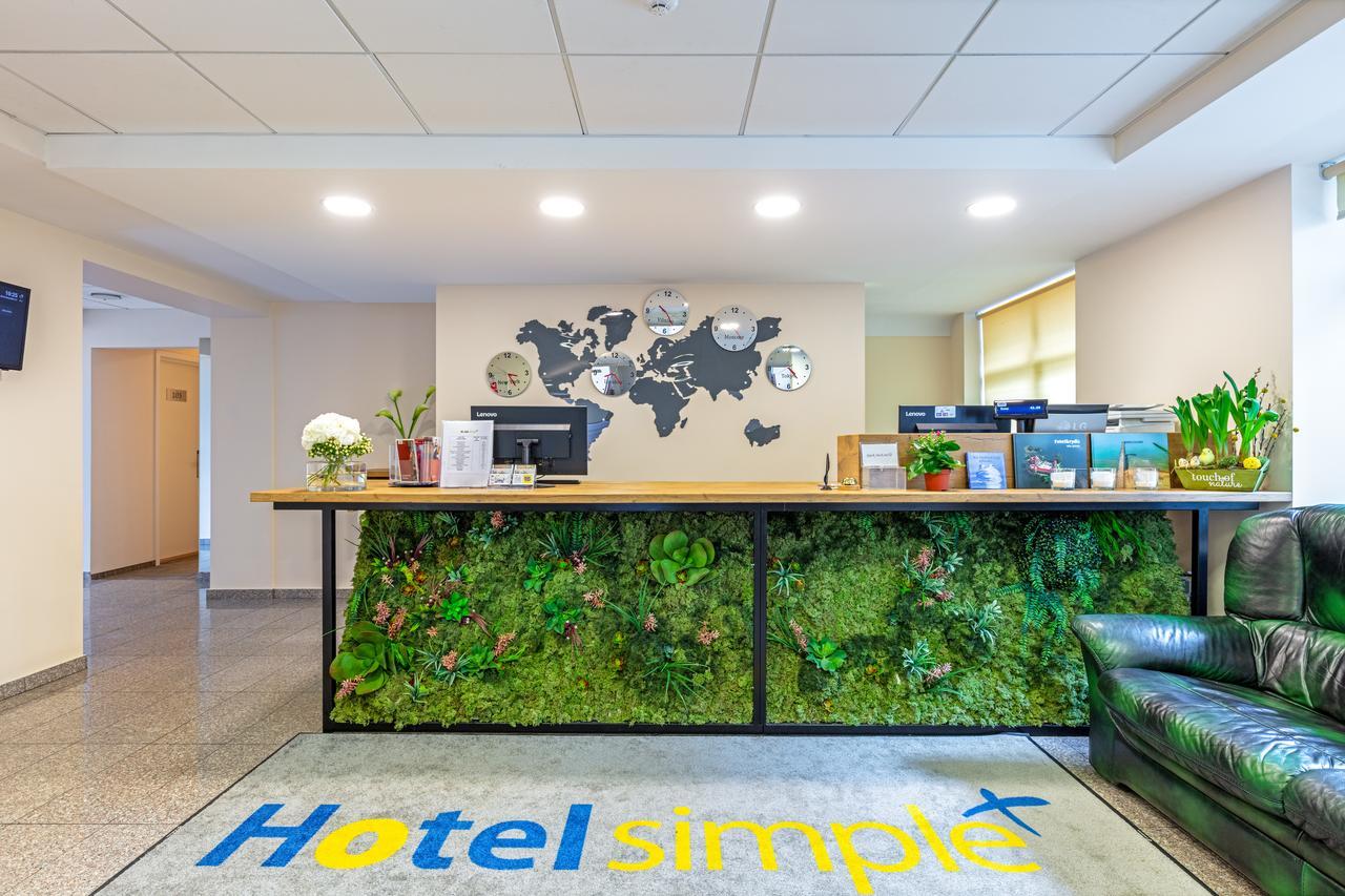 Hotel Simple Plus VNO Eksteriør billede